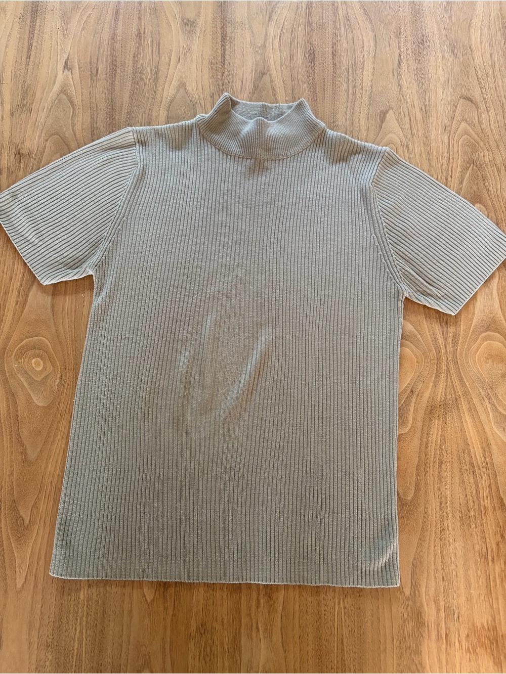 Kim Rogers Short-Sleeve Mock Neck Top size M